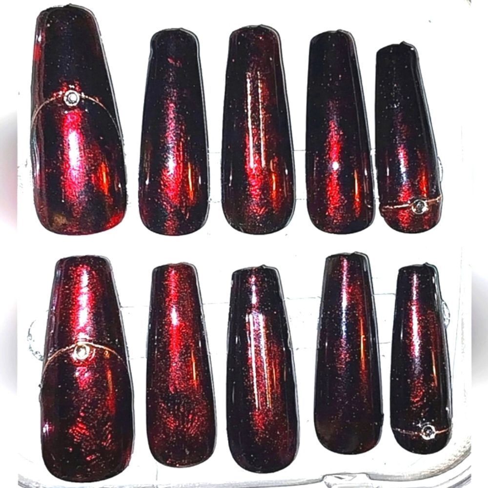 Beautiful hand crafted custom chrome 10pc coffin nails sz medium